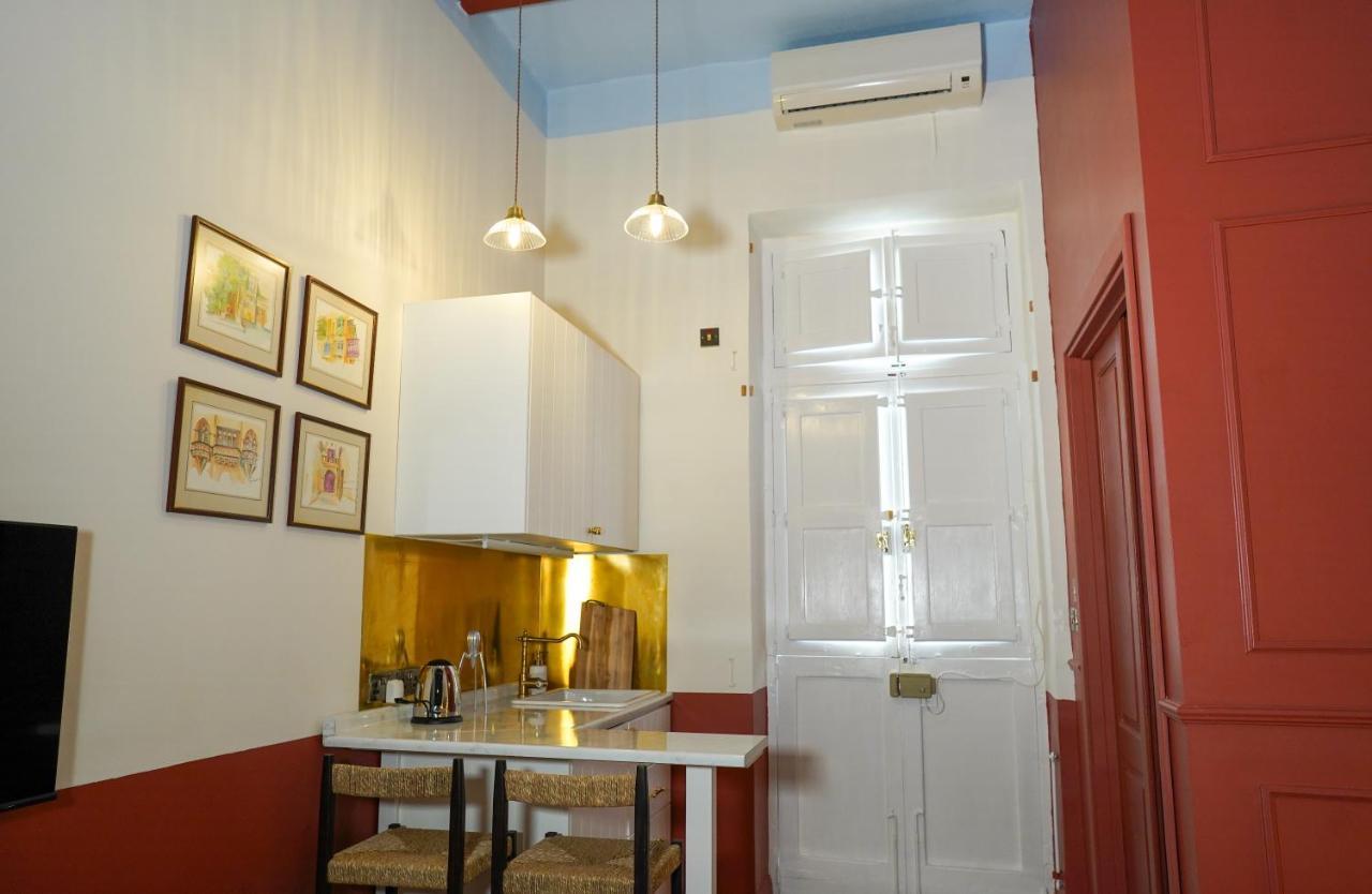 Central Malta Luxe Suite Prime Location موستا المظهر الخارجي الصورة