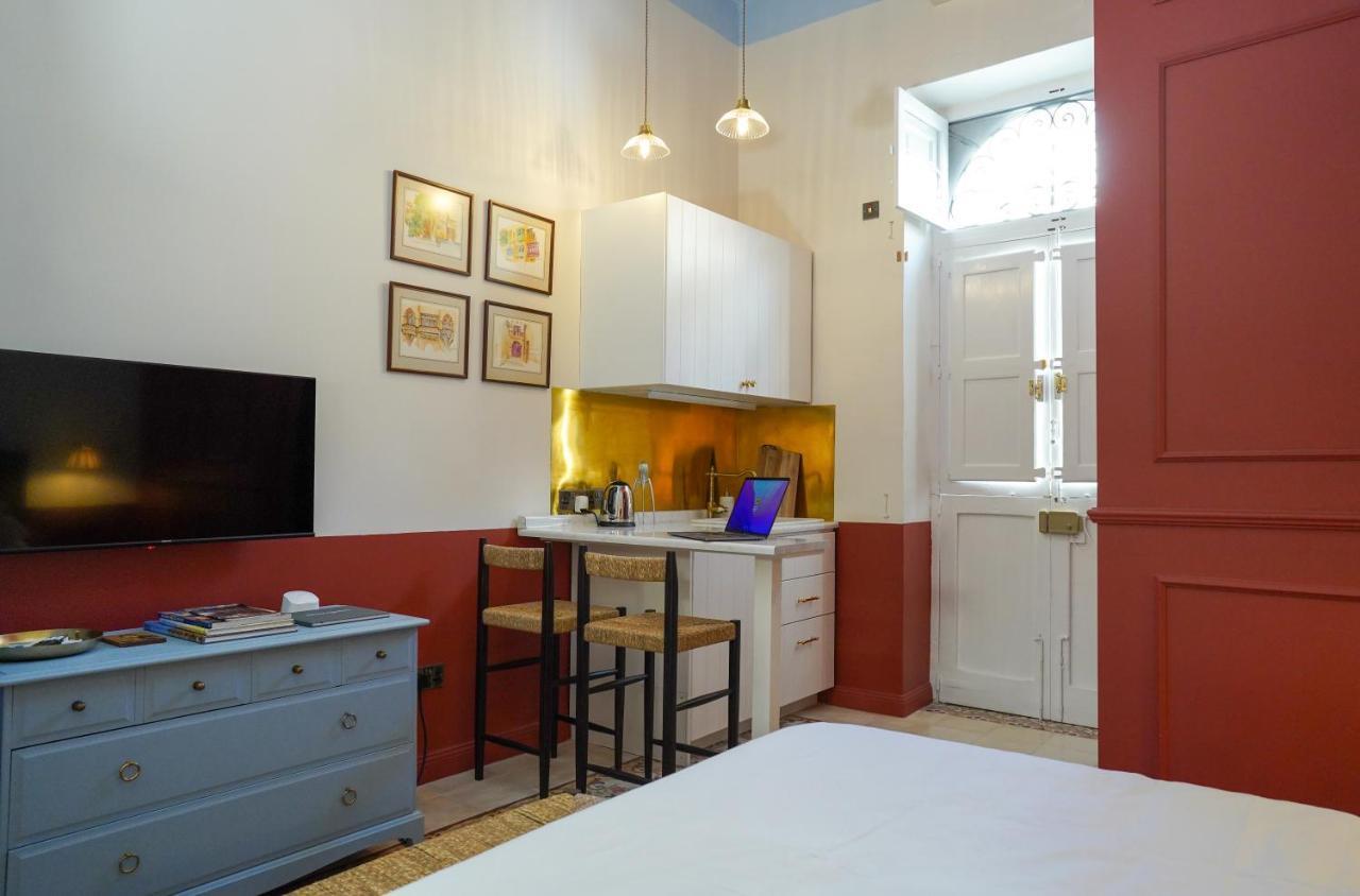 Central Malta Luxe Suite Prime Location موستا المظهر الخارجي الصورة