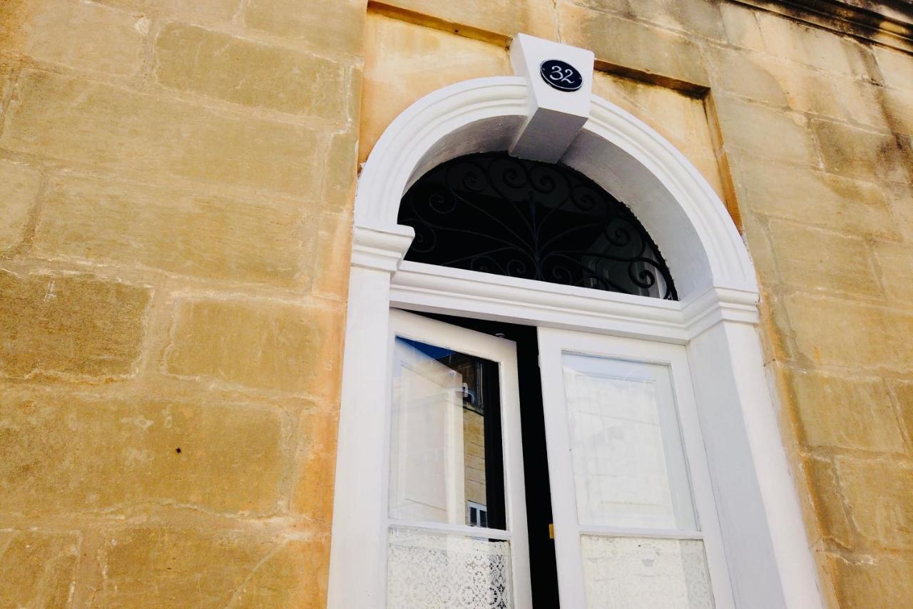 Central Malta Luxe Suite Prime Location موستا المظهر الخارجي الصورة